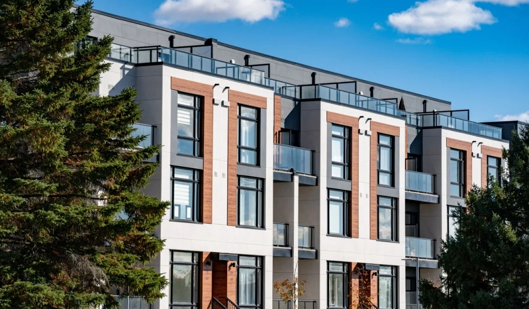 Cómo comprar un multifamiliar con hipoteca FHA y vivir en una unidad